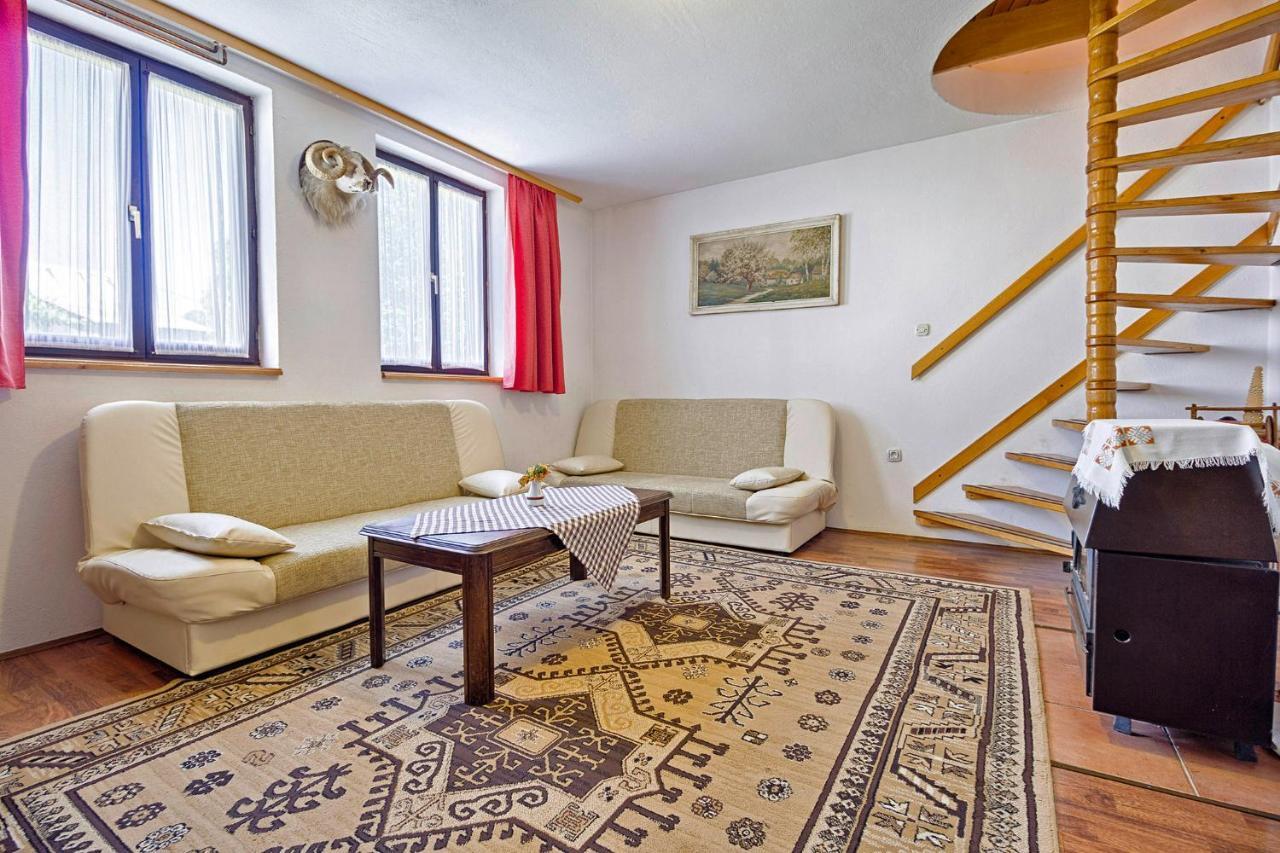 Milan In Rastovaca Villa Ngoại thất bức ảnh