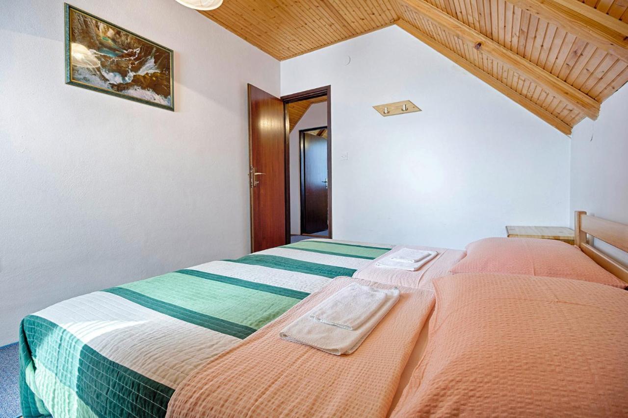 Milan In Rastovaca Villa Ngoại thất bức ảnh